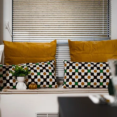 Apartment Secret Budget Oasis Prag