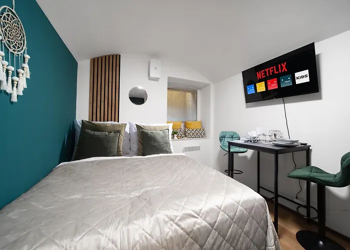 Secret Budget Oasis Apartment *